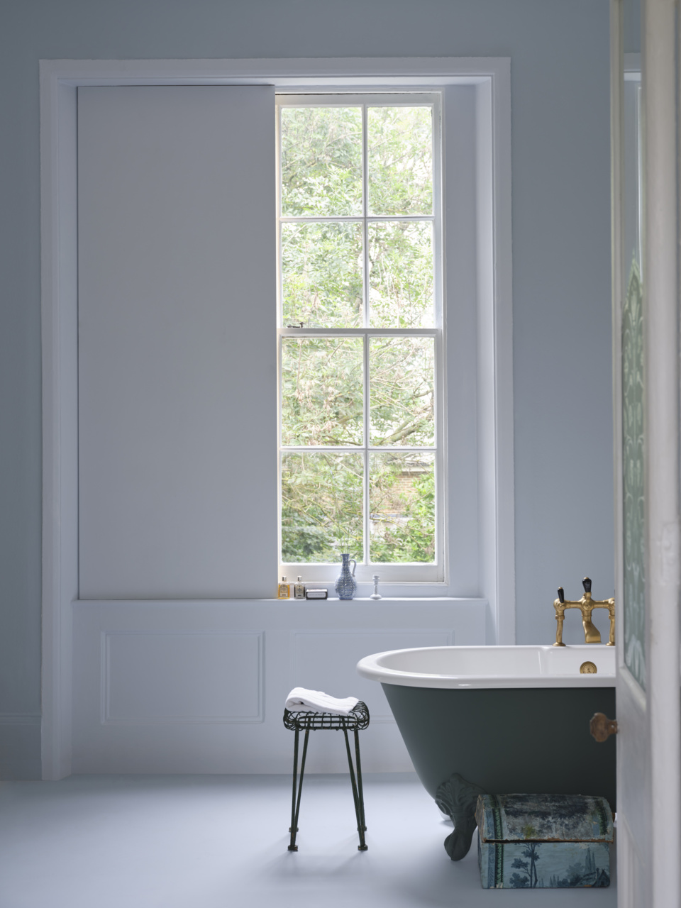Farrow & Ball — Kakelugn – No.317 room