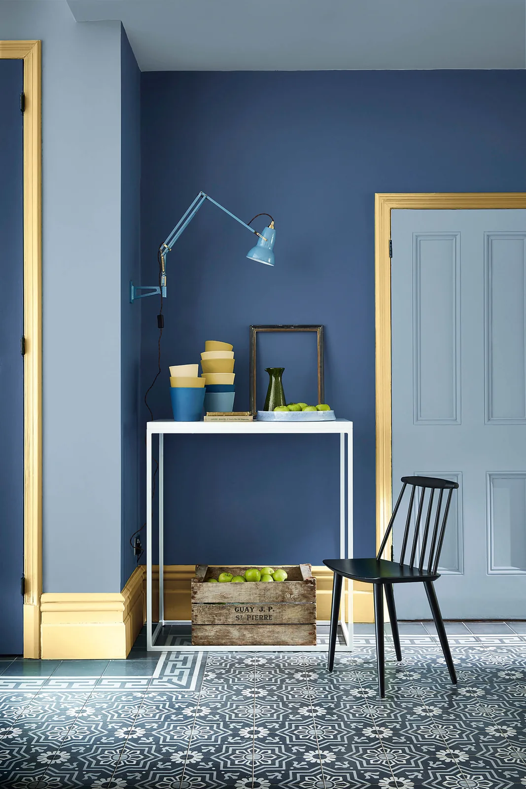 Woad 251, Grey Stone 276, Sunlight 135