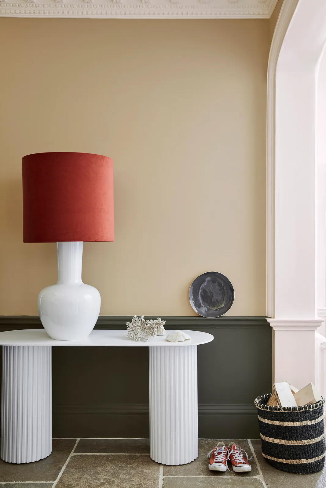 Lute™ 317, Pompeian Ash™ 293, Slaked Lime™ 105