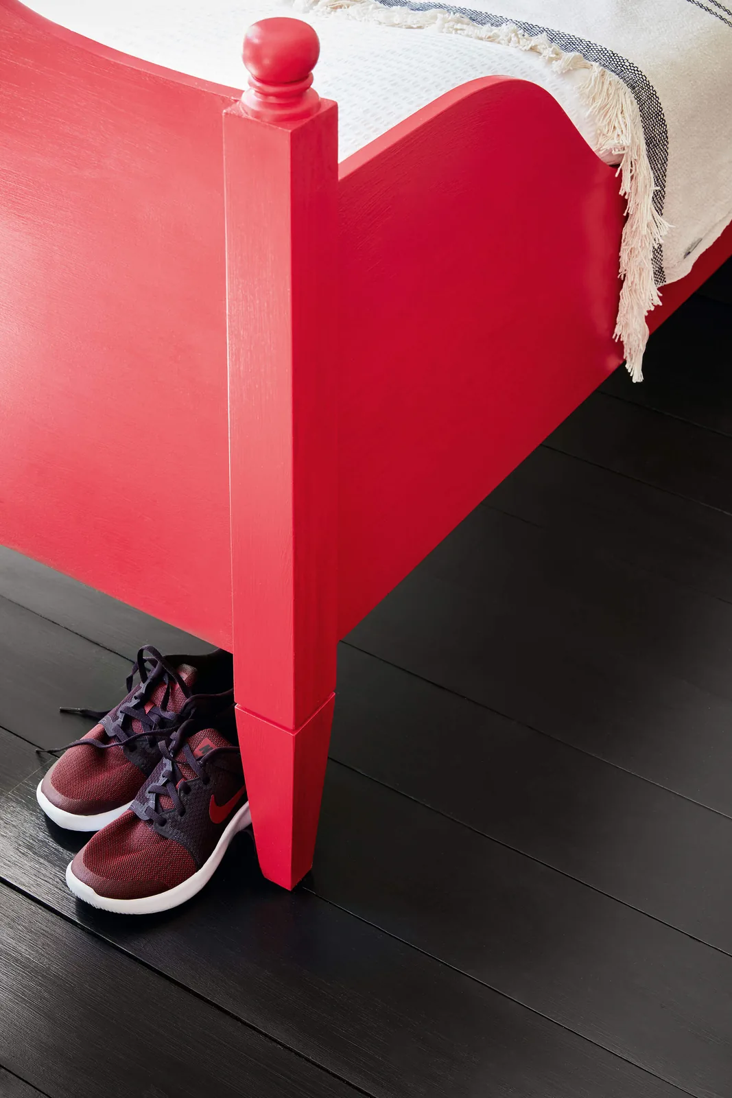 Cape Red 279 and Jack Black 119