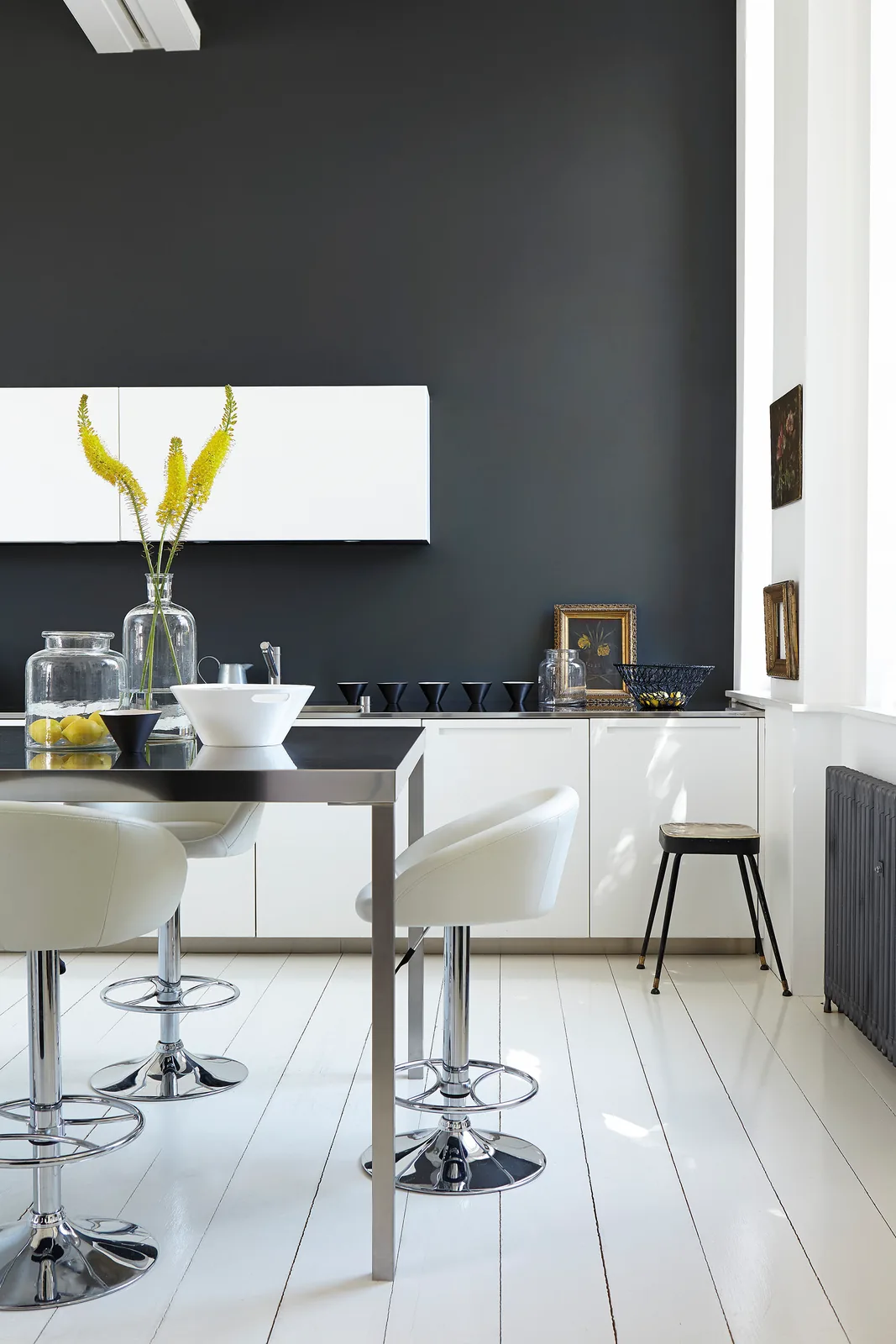 Lamp Black 228